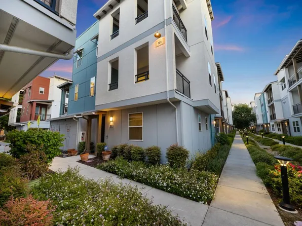 301 Baja Rose St, Milpitas, CA 95035