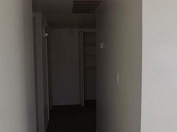 3rd image of 610 E Tulane Dr