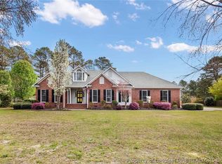 2423 Cypress Lakes Rd, Hope Mills, NC 28348