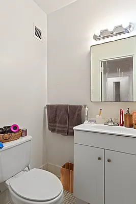 Rented by Keller Williams NYC | media 8