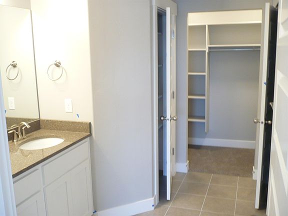 4th image of 2049 W Fairway Ln #2049