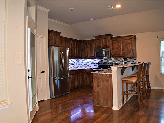 5th image of 1740 Sully Ct