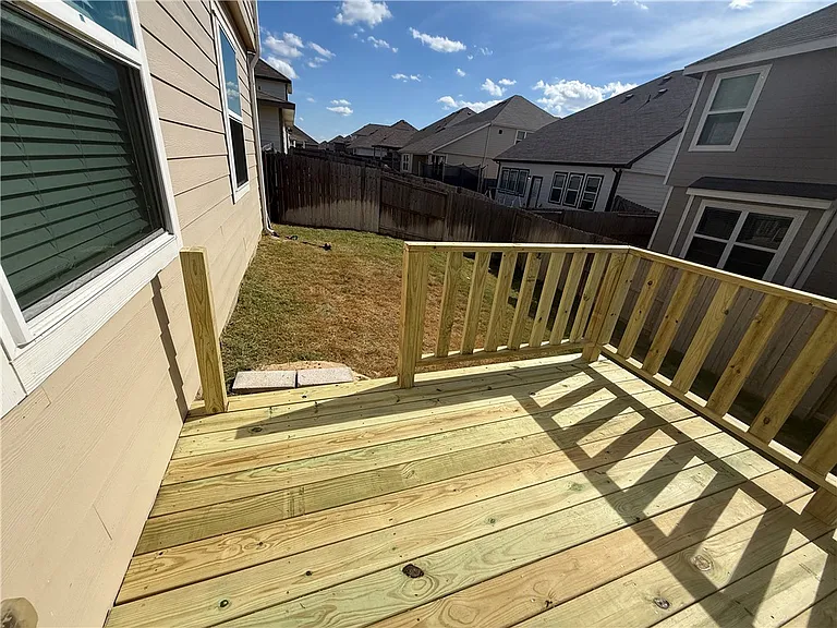 984 Rice Dr — Photo 13