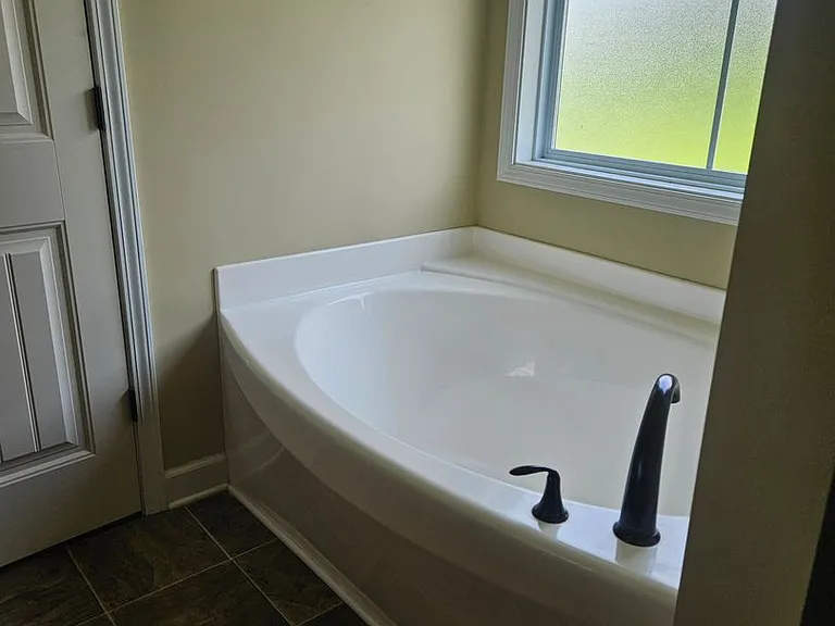 204 Twilight Dr — Photo 11