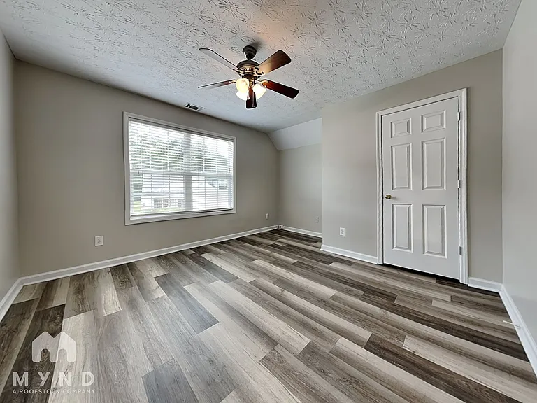 280 Shadowbrooke Dr — Photo 17