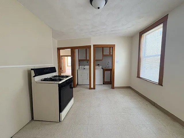 132-134 Boylston St #2 — Photo 14