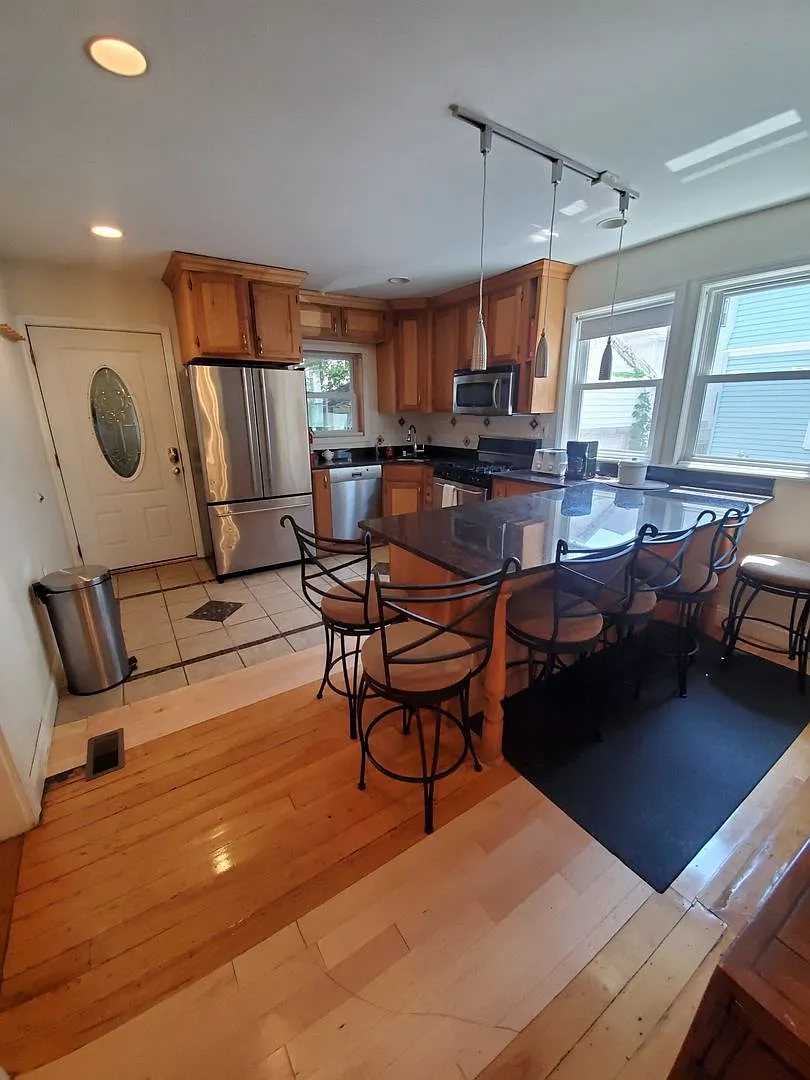 Great Deal in Allston! 5-Bed, 3-Bath — Photo 3