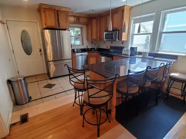 20 Holman St #3, Allston, MA 02134