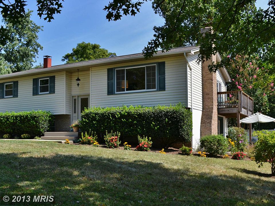 1st image of 609 Hillsmere Dr