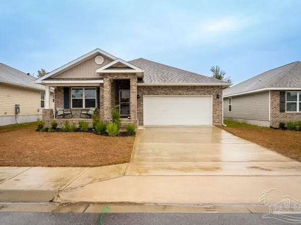 5665 Guinevere Ln, Milton, FL 32583