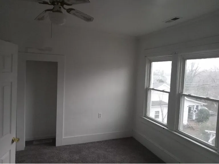 1617 E 1st St #B — Photo 1