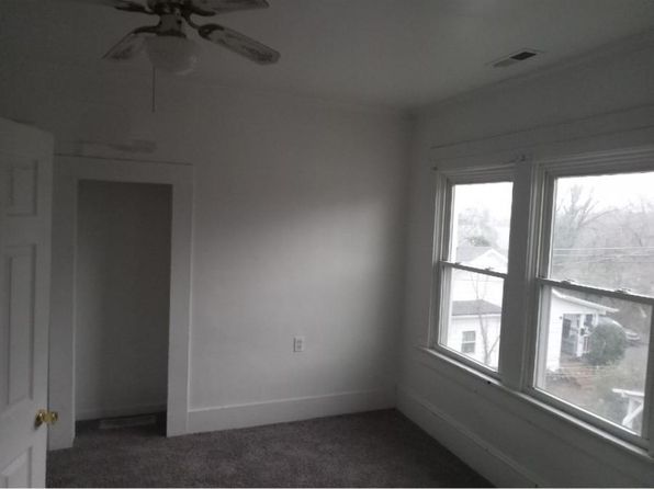 1617 E 1st St Unit B