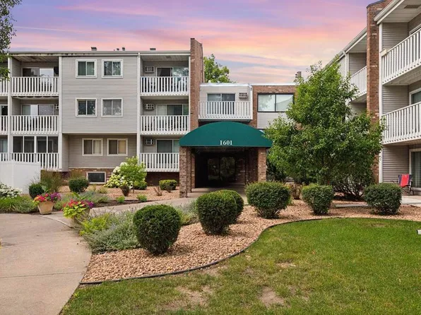 1601 N Innsbruck Dr APT 310, Fridley, MN 55432