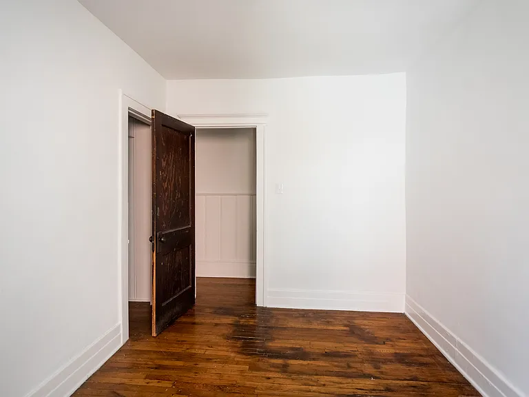 364 W Grand Blvd #1 — Photo 10