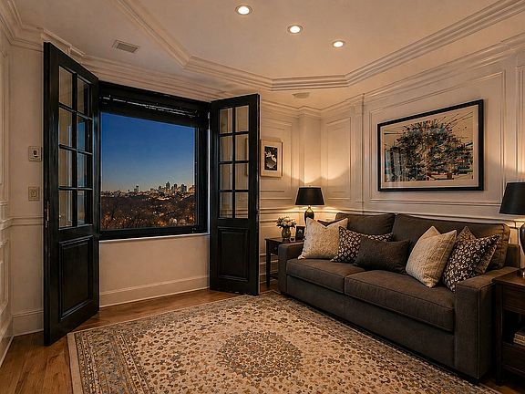 2nd image of 160 Central Park S #915