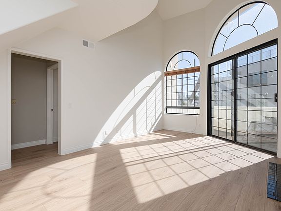 4th image of 12810 Caswell Ave APT 204