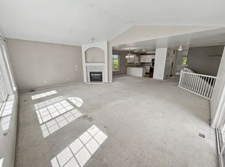 4021 Red Talon Dr, Anchorage, AK 99519