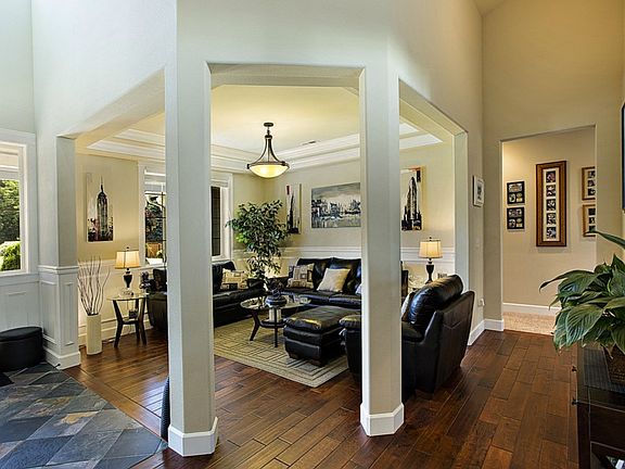 3rd image of 4622 125th Avenue Ct E