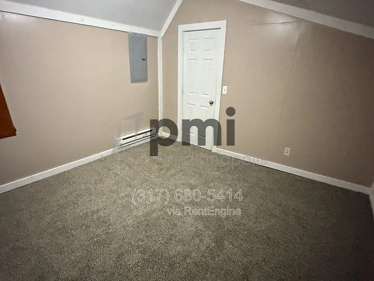 1023 E 8th St #3 — Photo 23