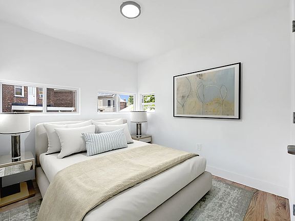 4th image of 1265 Lohengrin Pl #A