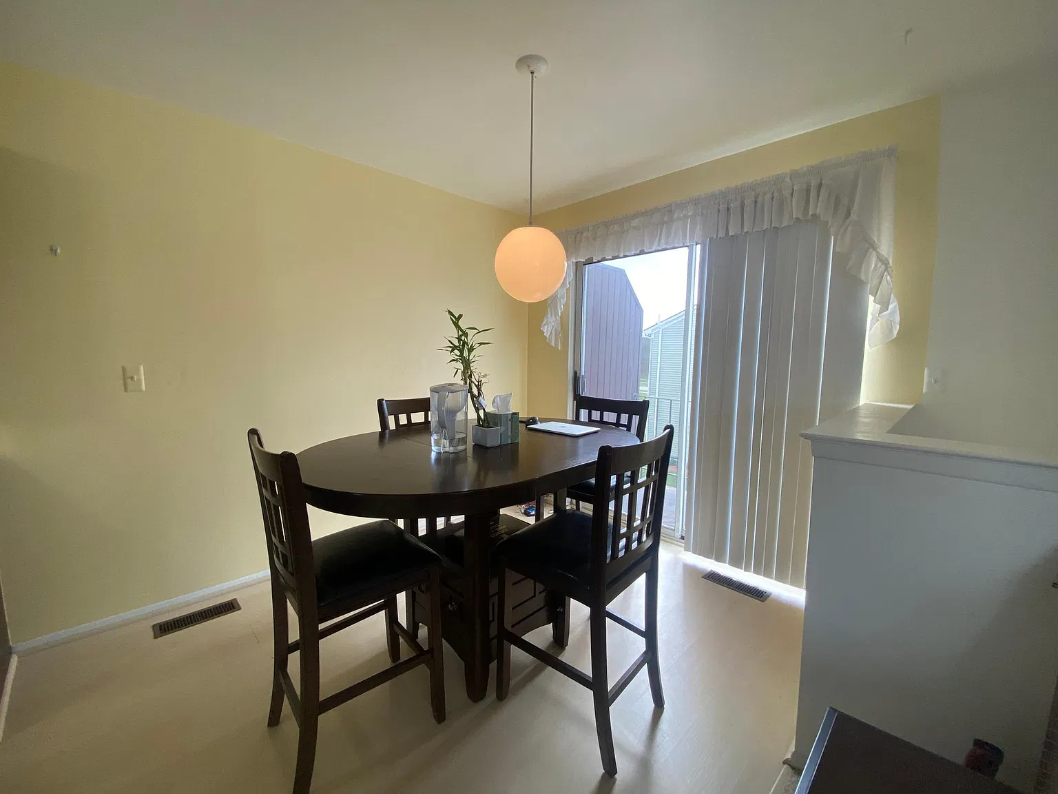 2 bed, 1107 sqft, $1,500 — Photo 1