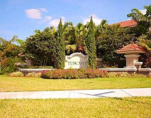 4th image of 2527 SW 82nd Ave