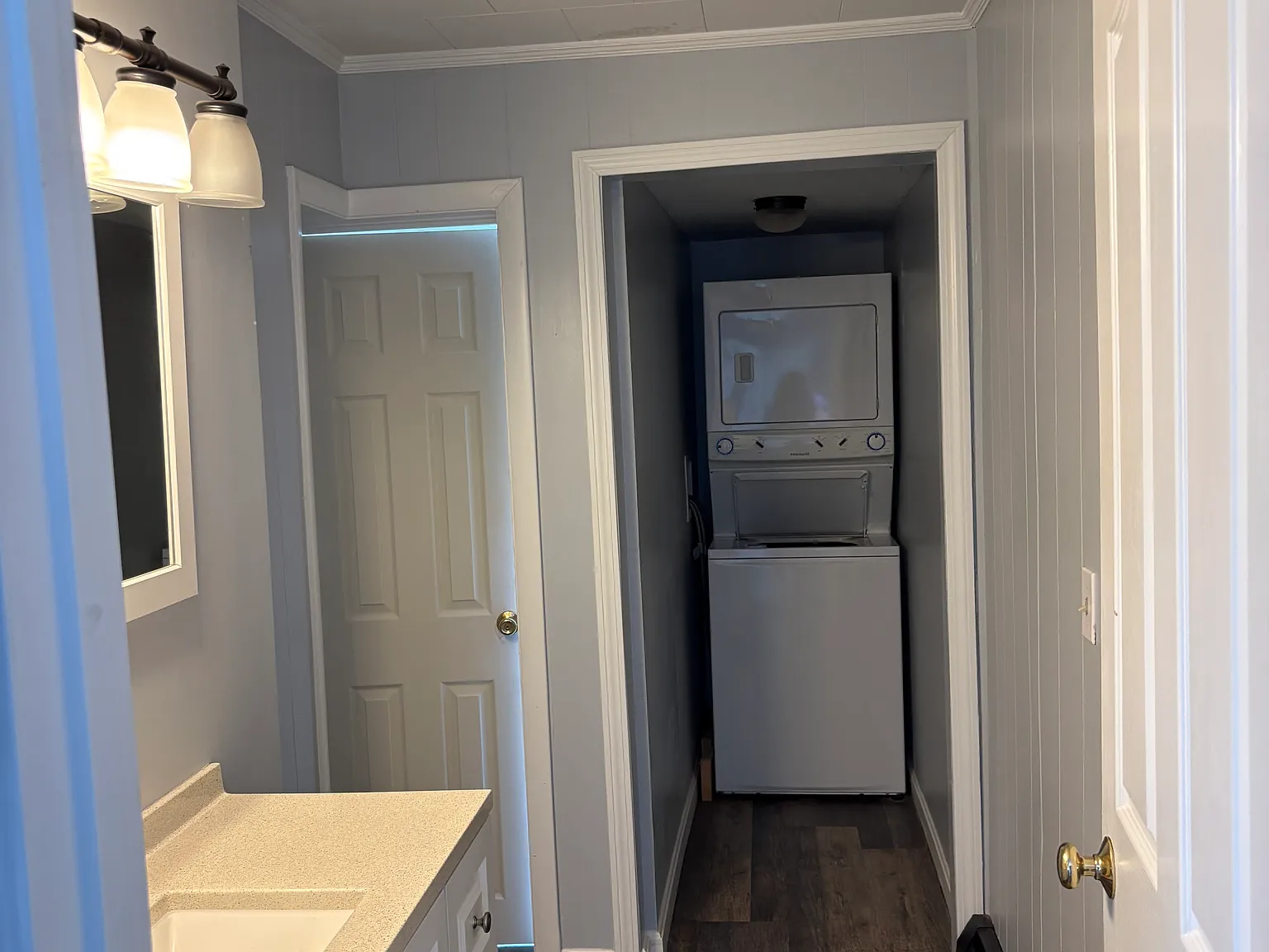 2 bed, 1126 sqft, $2,100 — Photo 1