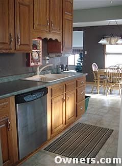 Kitchen (north side)