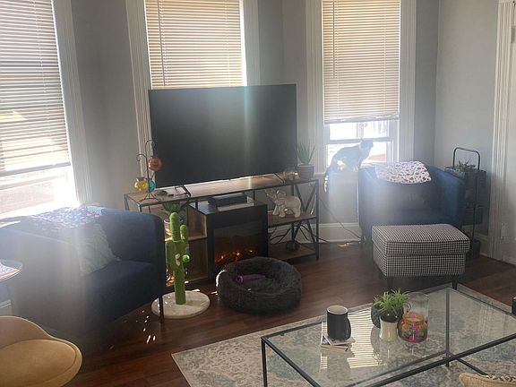 2nd image of 22 Morehouse St #2