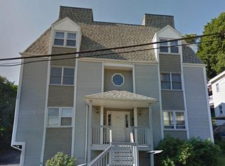 38 5th St APT 1, Waterbury, CT 06708