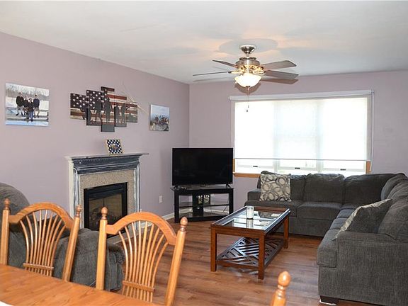 4th image of 4383 Birchwood Ln