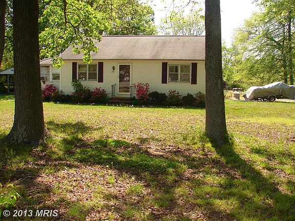 3rd image of 203 Station Ln
