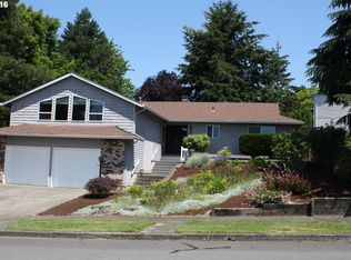 1915 SW 27th Dr, Gresham, OR 97080