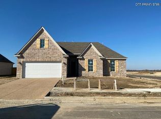 3101 Camilla Cir W, Lake Cormorant, MS 38641