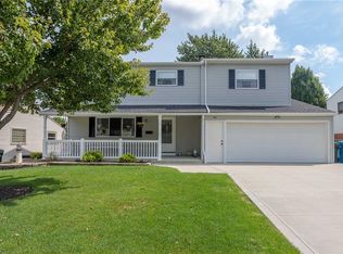 7635 Key West Dr, Parma, OH 44134