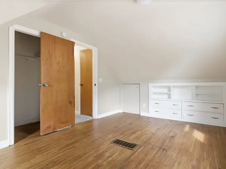27 Pleasant View Dr — Photo 16