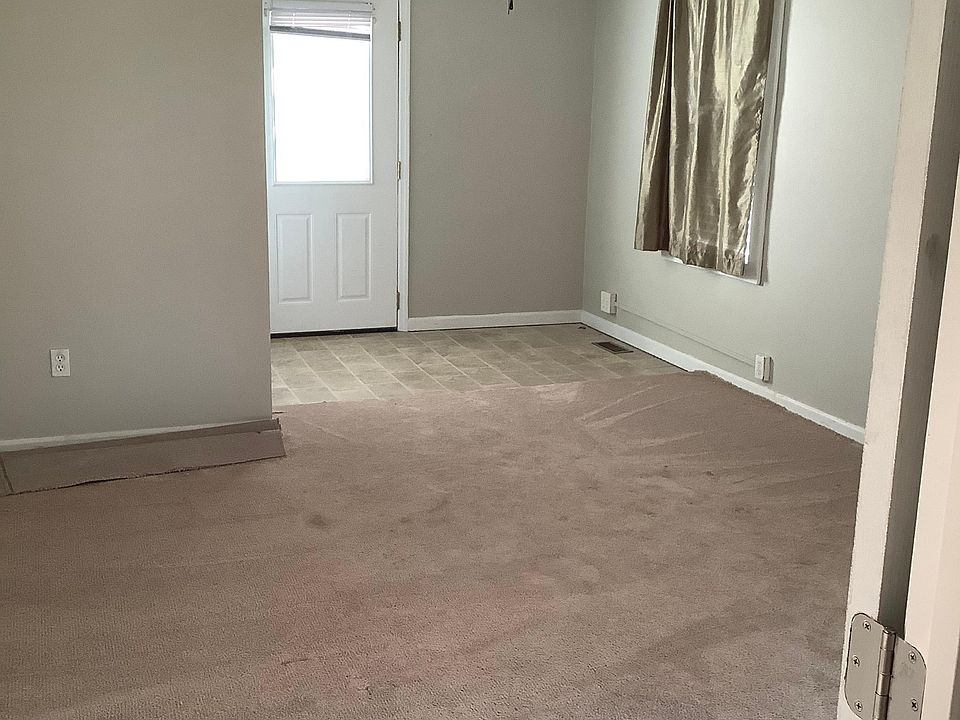 Large second bedroom