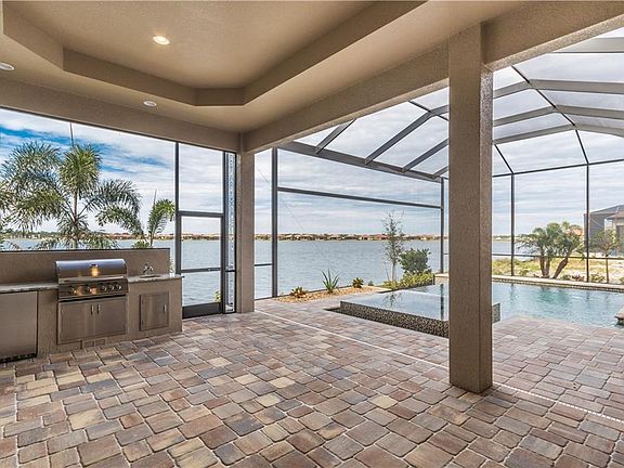 3rd image of 280 Maraviya Blvd