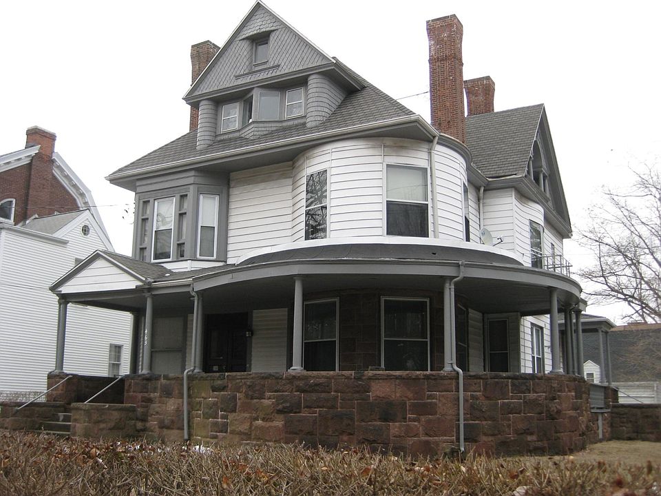 House on corner of Whitney and Linden; Apartment is 2nd floo