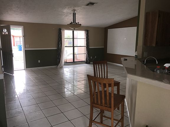3rd image of 8210 Abbyhill Pl