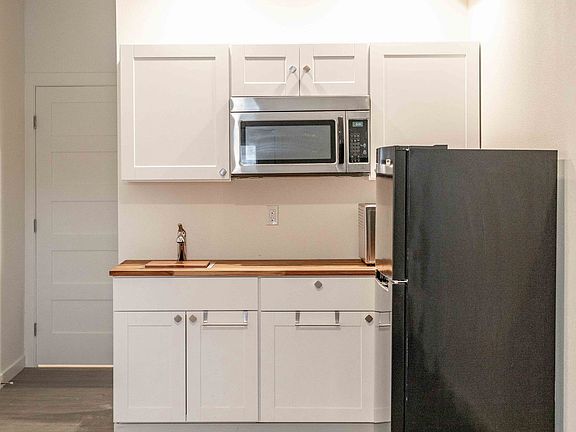 5th image of 314 S Asbury St #2