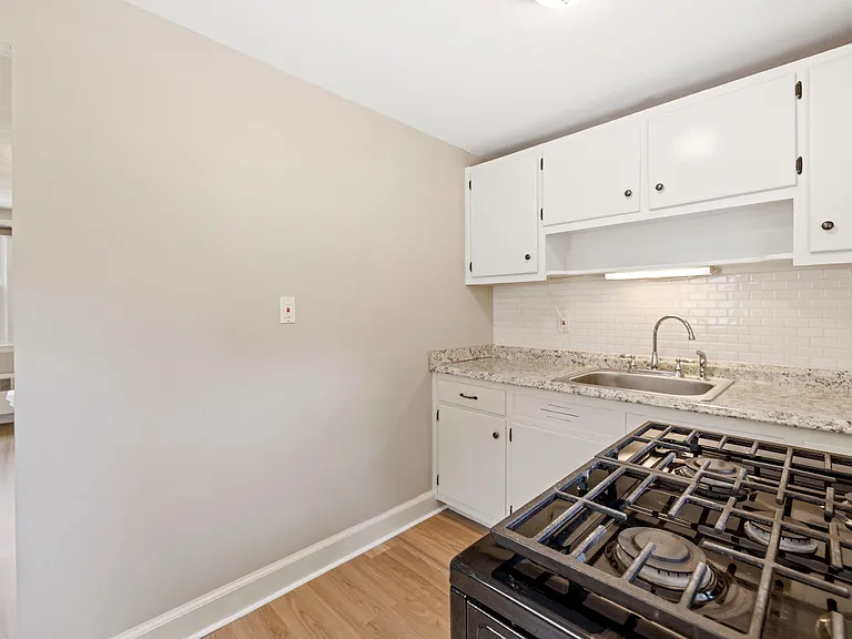42 Neillian St — Photo 11