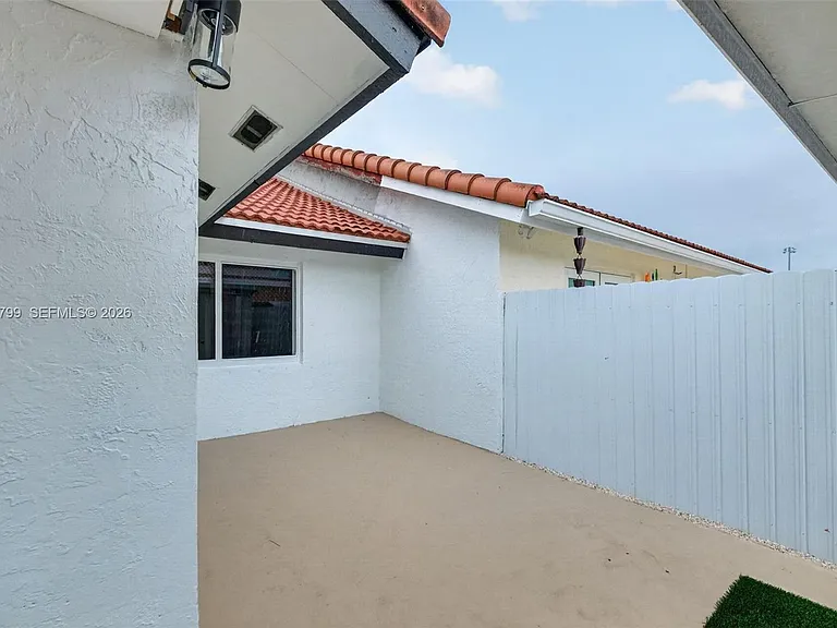 4530 SW 143rd Pl — Photo 19