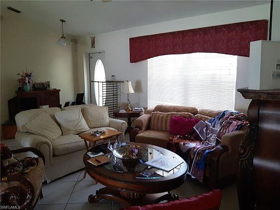 4th image of 1018 Apple Ave