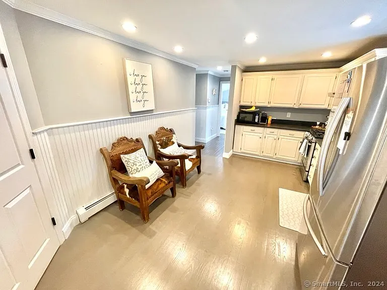 840 E Broadway #2 — Photo 6