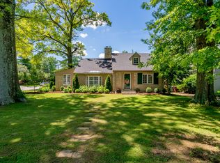 2630 Valletta Rd, Louisville, KY 40205