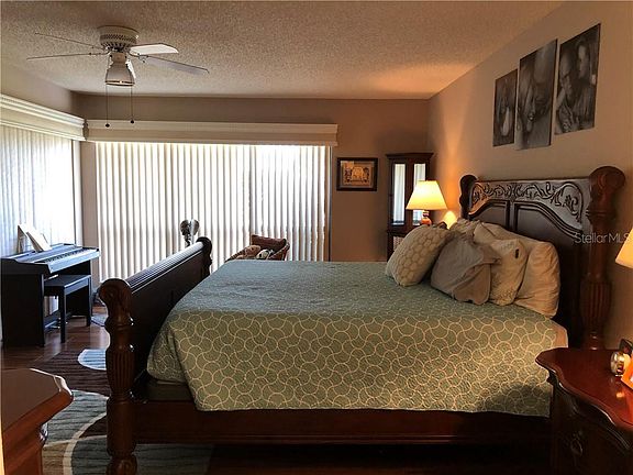 2nd image of 4345 Creekwood Ln #0