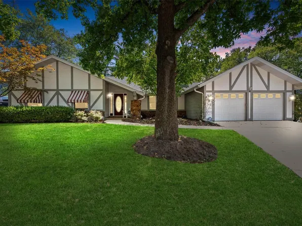 5 Hobbs Ml, Saint Charles, MO 63303