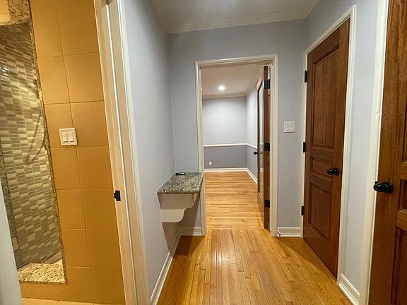 4th image of 1435 N Poinsettia Pl APT B