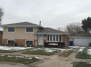 10333 Stephen Dr, Chicago Ridge, IL 60415